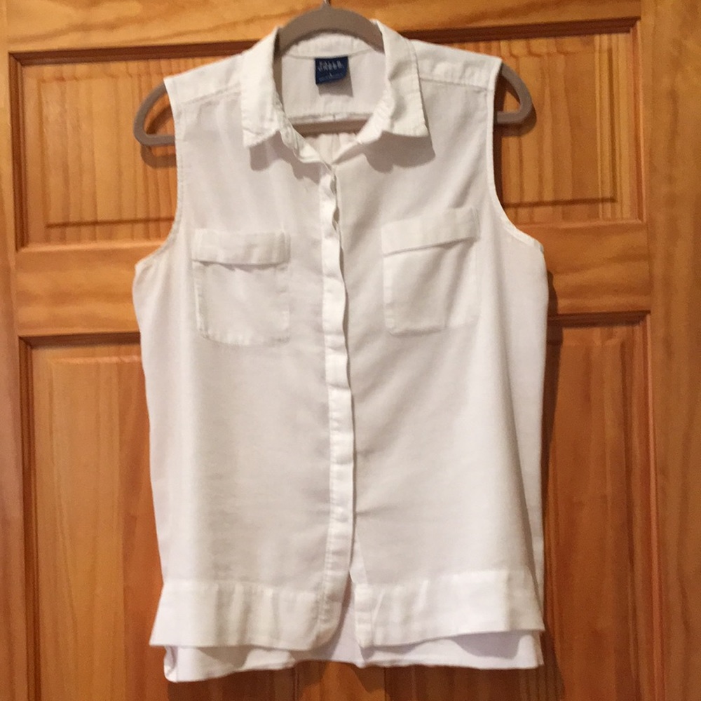 Sleeveless Summer Blouse